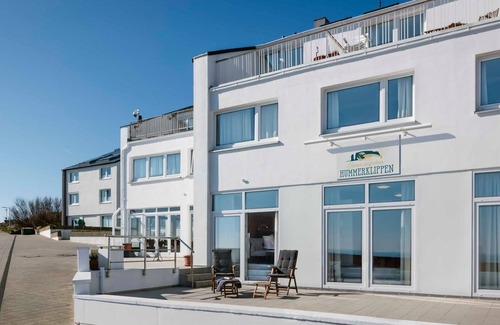 Helgoland House | Authors-doubles the lake - Hotel on the Lobster Cliffs