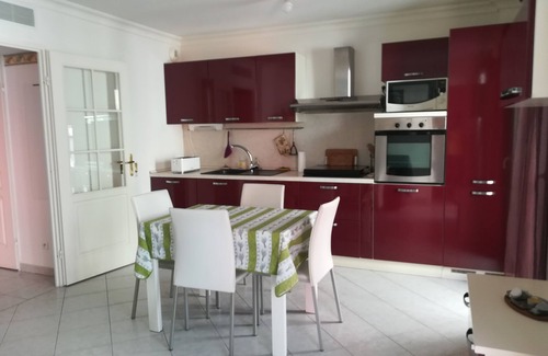 Old Town Apartment | AUTUMN IN THE SUN, IN CALM, AND AT EXPENSE FROM 80 EUROS/NIGHT