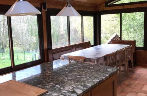 Saint-Offenge-Dessous House | Aux Paniers Coussins AREYL