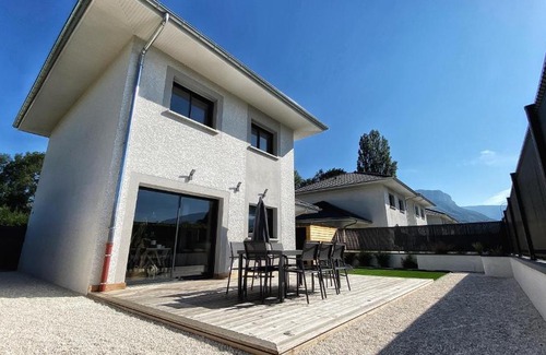 Bassens Villa | Aux Peupliers de Pradian - Delrive