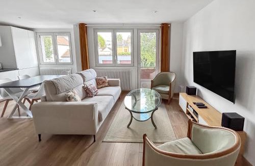 Loos Apartment | Aux portes de Lille, grand T3 avec balcon et Wi-Fi