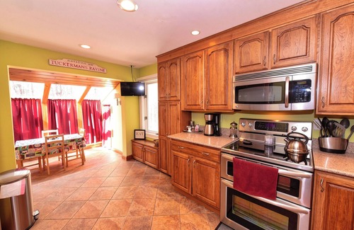 North Conway Condo | Available for the 2025 - 26 Ski Season, Views of Cranmore Mt.