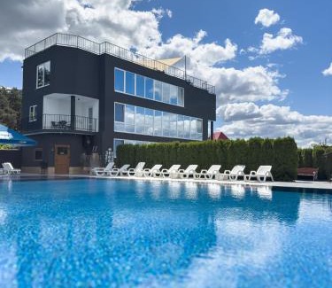 Lviv Oblast Hotel | Avalon Hotel&Pool