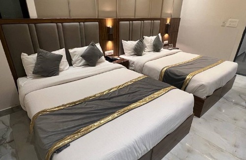 Agra Hotel | Avalon Palms Agra