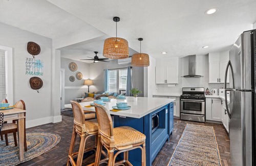 Galveston House | Ave R - Coastal Escape