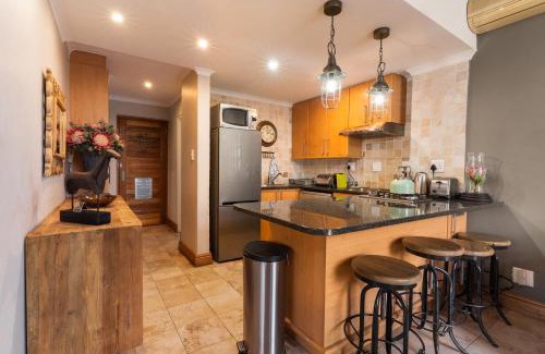 Stellenbosch Central Apartment | Avemore Eikehoff No 23 - full Backup Power