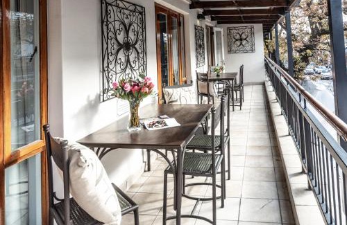 Stellenbosch Central Apartment | Avemore Jan Cats No 5 full backup power