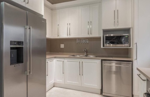 Stellenbosch Central Apartment | Avemore LaGratitude No 6- with backup power