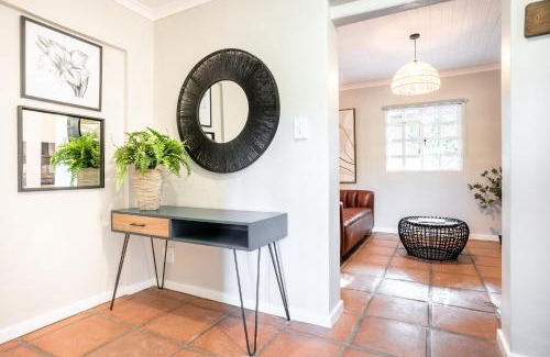 Stellenbosch Apartment | Avemore Winelands Home - wood fired hottub and full power back up