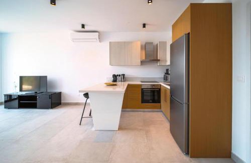 Paphos Apartment | Avenue 102 1 BED