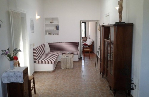 Kea House | Avgoustis stone house