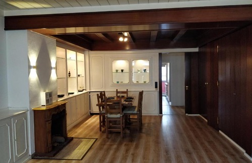 Dusseldorf Old Town Apartment | AVI City Burgplatz Apartments