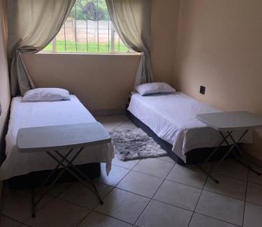 Kempton Park Apartment | Aviation-stay
