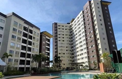 Iloilo Apartment | Avida Atria by Zoe with WIFI POOL