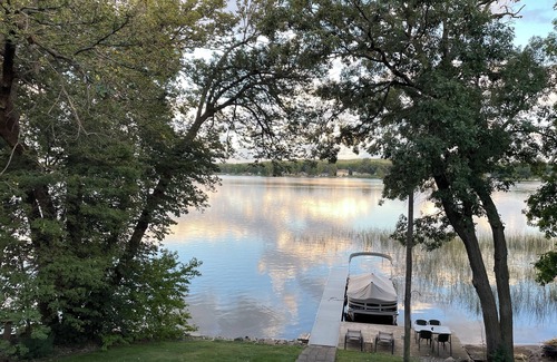 Avon House | Avon Oasis - 3 Bedroom + Den Lakehouse 5 mins to St. Johns & St. Bens