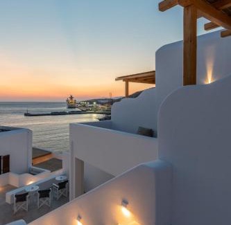Tourlos Hotel | Avra Mykonos