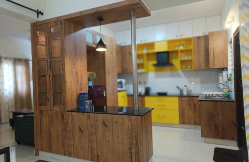 Kalyan Nagar Apartment | Avyak Fortune cozy 2bhk flat in Kalyan Nagar. 200 mts to Shopping & Restaurants.