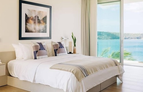 The Valley House | Award Winning Ocean Front Villa Estate