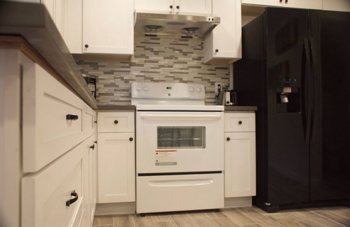 Jose Figueres - Rancho Verde House | Awesome 4 bedroom Home at the Heart of Bay Area