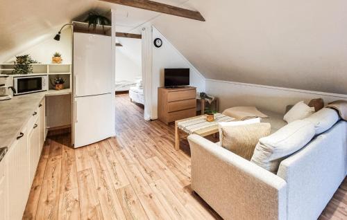 Ljungskile Apartment | Awesome Apartment In Ljungskile