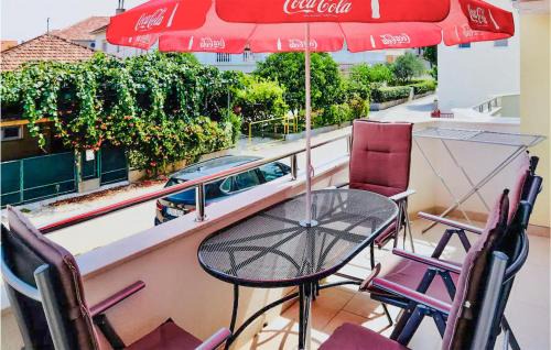 Crno Apartment | Awesome Apartment In Zadar With Wifi