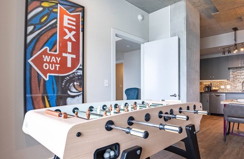 West End Apartment | AWESOME AUSTIN VIEWS 2 bdrm Presidential Penthouse