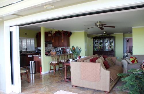 Ewa House | Awesome Beach Yard! Click "Contact Us" button to discuss your Dates & Pricing.