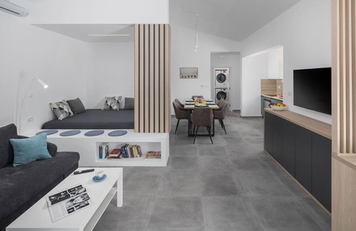 Sveti Lovrec House | Awesome home in Sveti Lovrec Pazenati