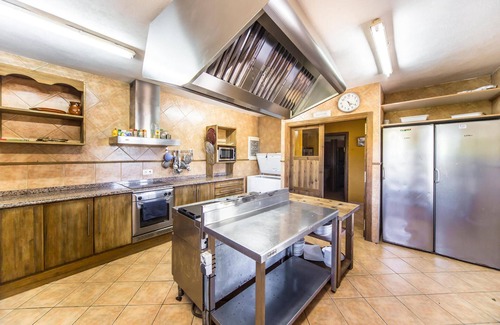 Les Coves de Vinroma House | Awesome home in Les Coves de Vinromà