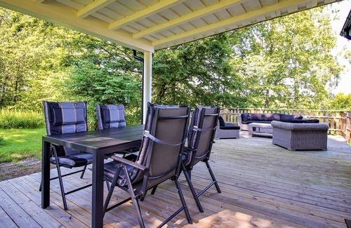 Asljunga House | Awesome home in åsljunga with kitchen