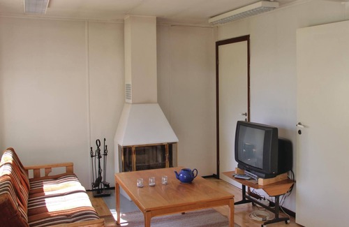 Tvetaryd House | Awesome home in Backaryd with kitchen