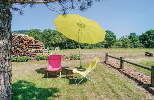 Denipaire House | Awesome home in Denipaire with sauna