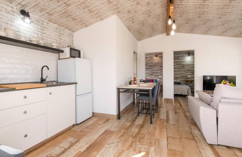 El Gastor House | Awesome home in El Gastor with kitchen