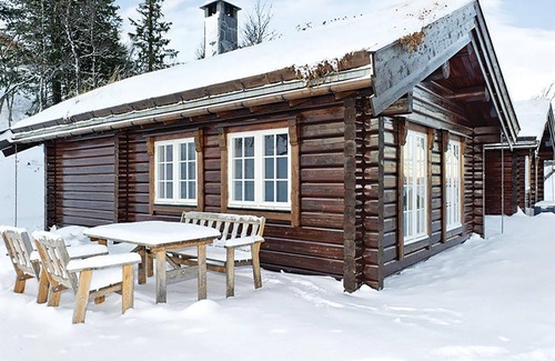 Vikberget House | Awesome home in Flå with sauna