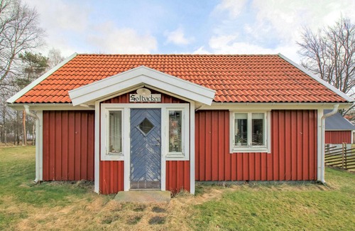 Hylte Municipality House | Awesome home in Hyltebruk with kitchen