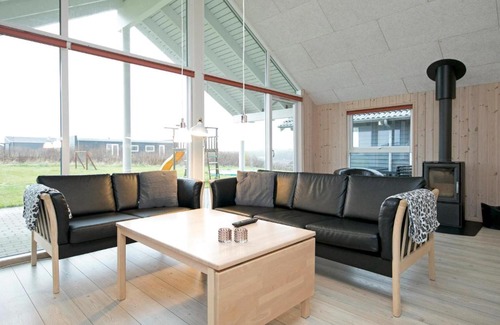 Nr. Lyngby House | Awesome Home In Lkken With Wifi, Private Swimming Pool And Indoor Swimming Pool