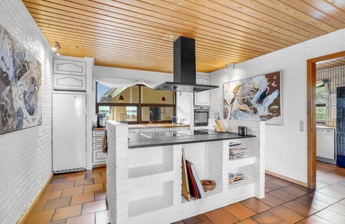 Logstrup House | Awesome home in Løgstrup with sauna