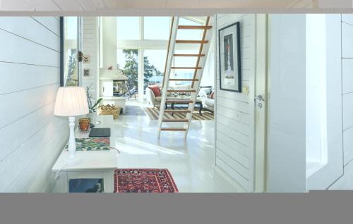 Mellerud O House | Awesome Home In Mellerud With Sauna