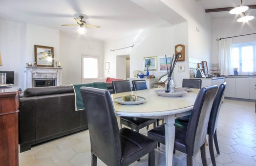 Capaccio-Paestum House | Awesome home in Spinazzo with jacuzzi