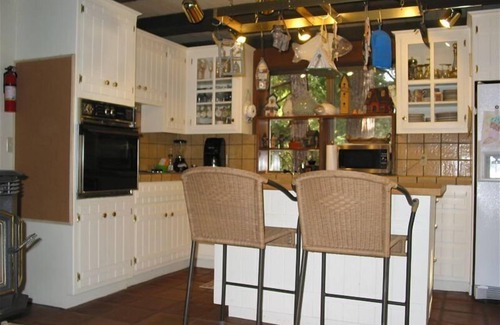 East Shore House | Awesome Lakefront, 2 Boats, Dock, Buoys, Boat Ramp, RV Spot & 3 Jet Ski Ramps.