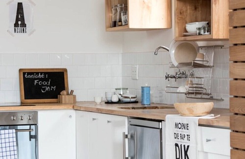 Cape Town City Centre Cottage | Awesome self-catering accommodation in the heart of Cape Town