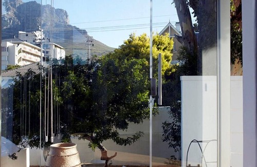 Cape Town City Centre Cottage | Awesome self-catering accommodation in the heart of Cape Town