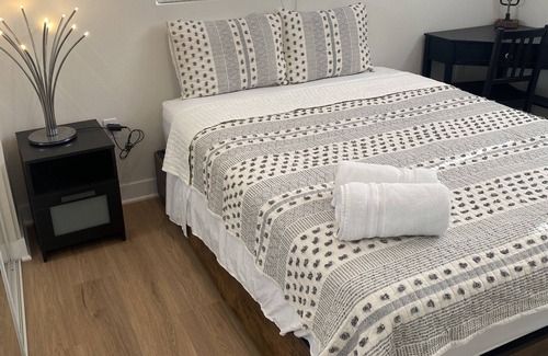 Vernon Apartment | Awesome stay LA -SO-FI