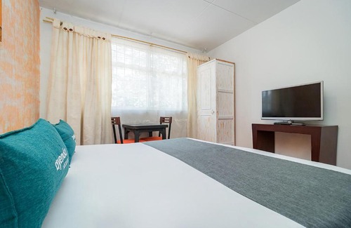 Calle 26 Hotel | Ayenda Casa Maconglo - Hotel1022