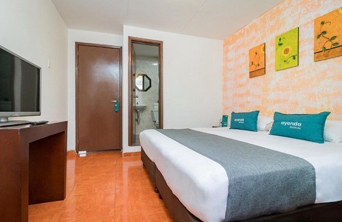 Calle 26 Hotel | Ayenda Casa Maconglo - Hotel1022