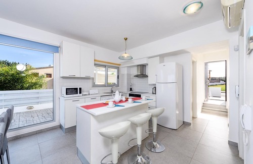 Paralimni Villa | Ayia Triada View - Private Pool Retreat