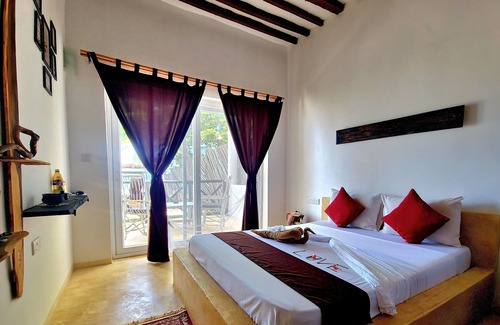 Kiwengwa Bed & Breakfast | Ayla Beach House