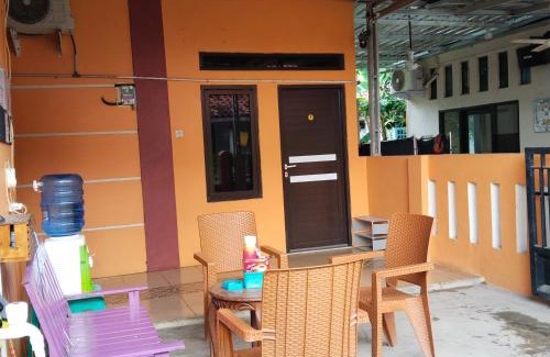 Singaraja House | Ayna Guest House Syariah Indramayu