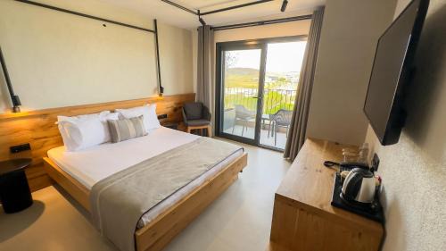 Sarimsakli Hotel | Ayvalık Sea Long