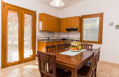Solanas Apartment | Azalea House No. 1 - BELOCATIONS